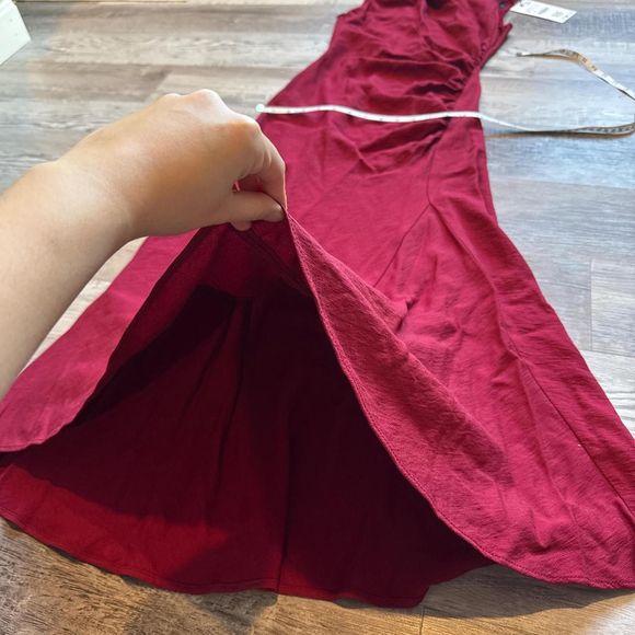 dresses - Picture 8 of 8